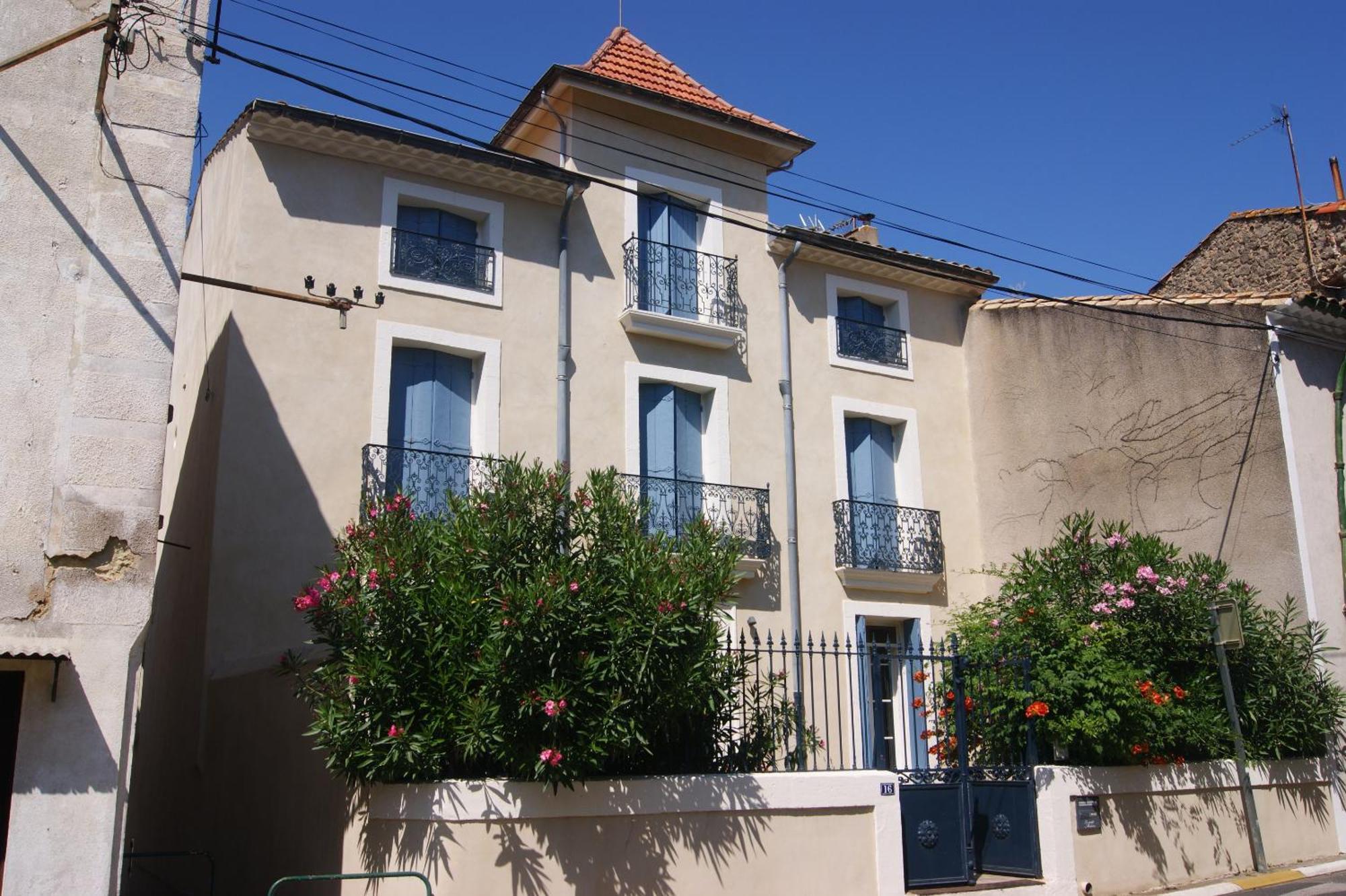 Le Petit Moliere Bed & Breakfast Servian Ngoại thất bức ảnh